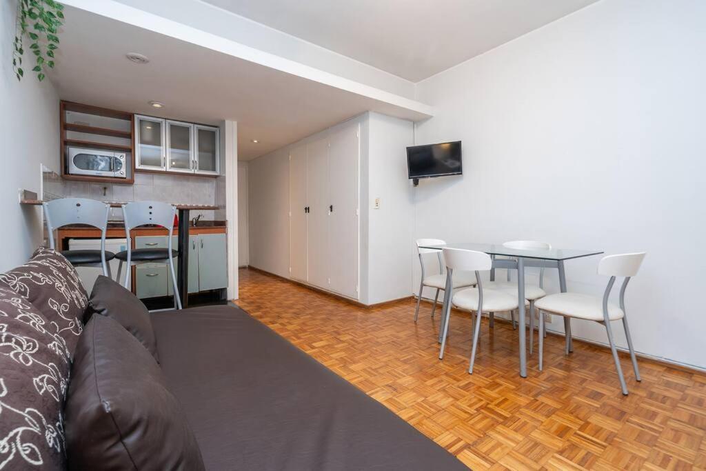 Comodo Departamento Centrico, A Pasos Del Obelisco Apartment Buenos Aires